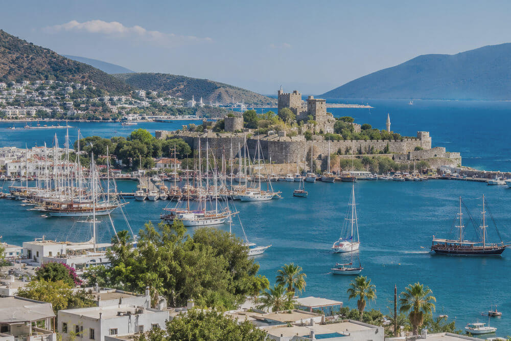 Port w Bodrum w chłodniejszym świetle jesiennego dnia