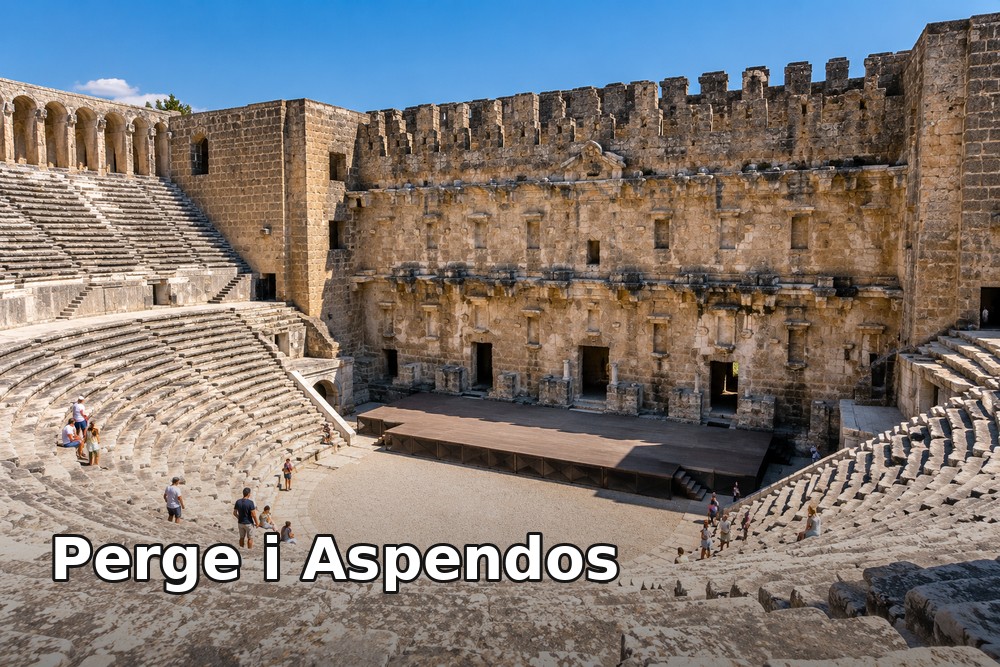 Perge i Aspendos – co zobaczyć i jak zaplanować zwiedzanie z Antalyi lub Side?